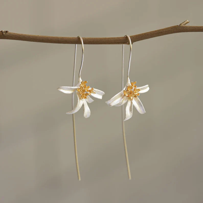 Elegant Flower Earrings