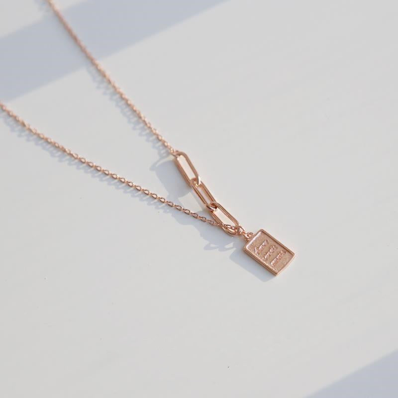 Minimalist Rose Gold Necklace