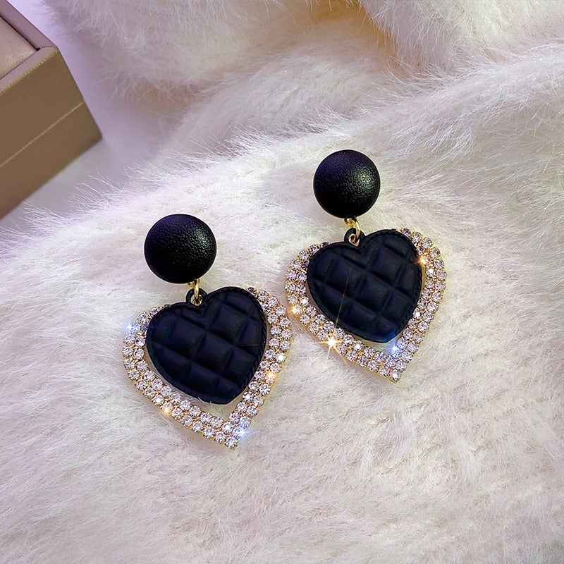 Dark Heart Earrings In Gold