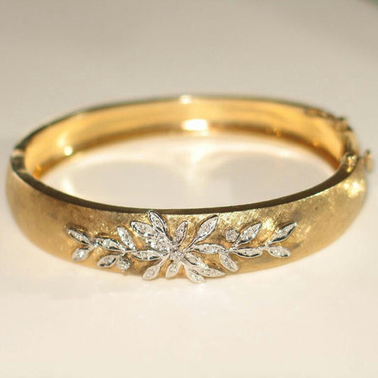 Golden Laurel Leaf Ring