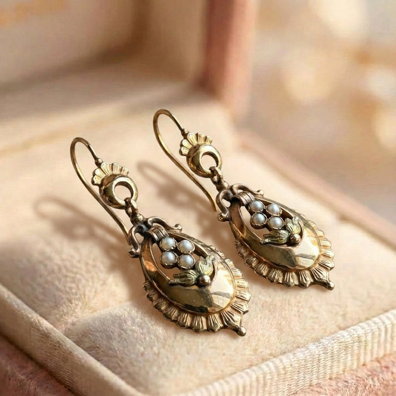 Vintage Pearl Flower Earrings