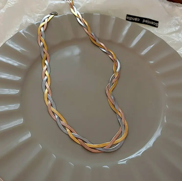 Elegant Gold And Silver Necklace