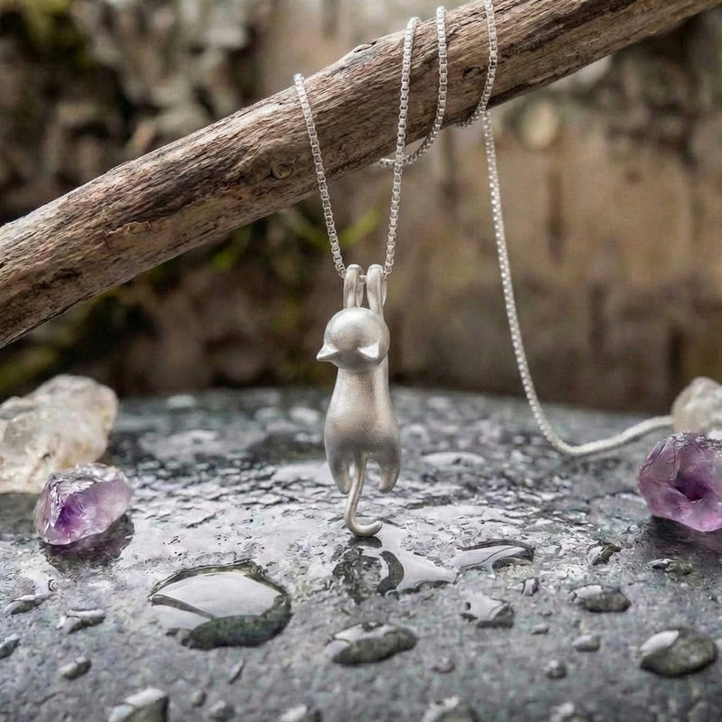 Charming Silver Necklace For Any Occasion