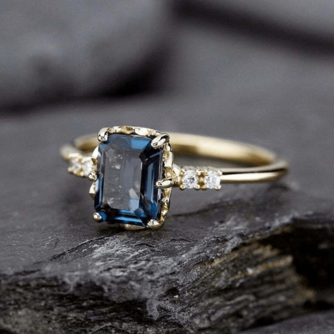 Capricorn — Midnight Truth Ring