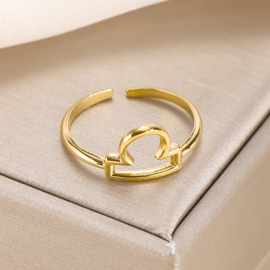 Classic Gold Heart Bracelet