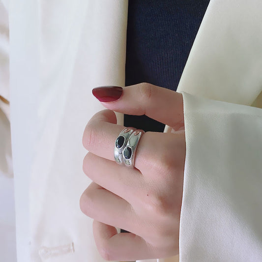 Classic Onyx Ring