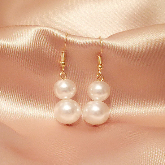 Classic Pearl Earrings