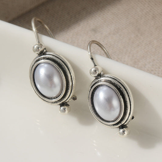 Classic Pearl Earrings