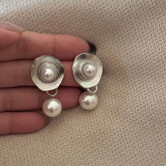 Classic Pearl Earrings