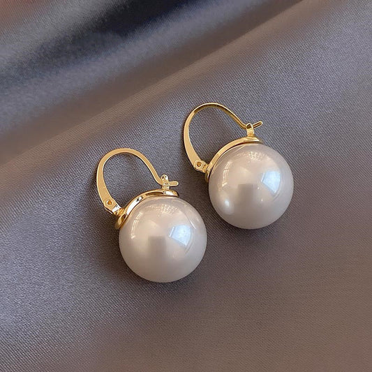 Classic Pearl Earrings