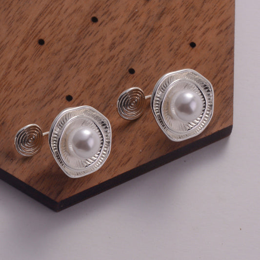 Classic Pearl Earrings