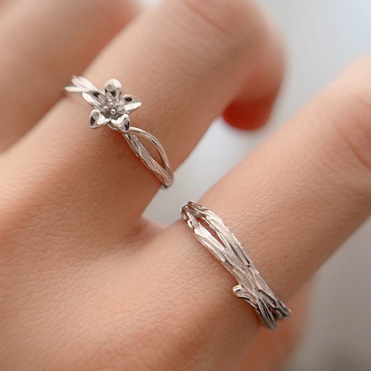 Delicate Flower Ring