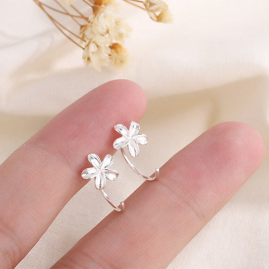 Delicate Flower Ring