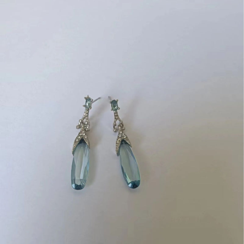 Elegant Aquamarine Earrings