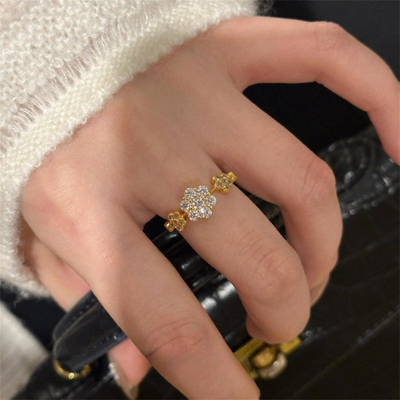 Elegant Crystal Ring