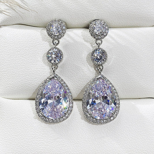 Elegant Crystal Teardrop