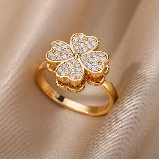 Elegant Diamond Flower Ring