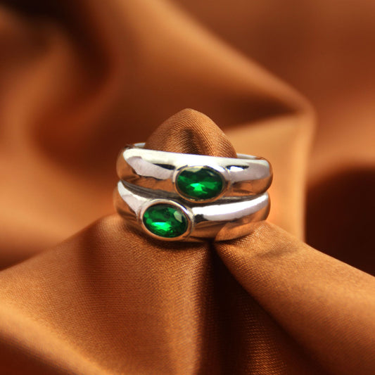 Elegant Emerald Ring