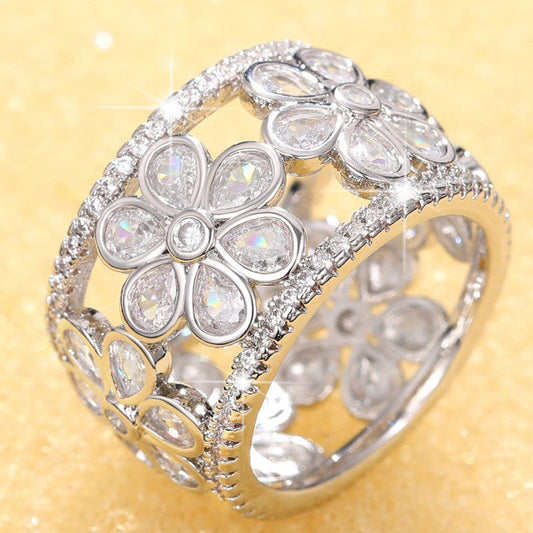 Elegant Floral Diamond Ring