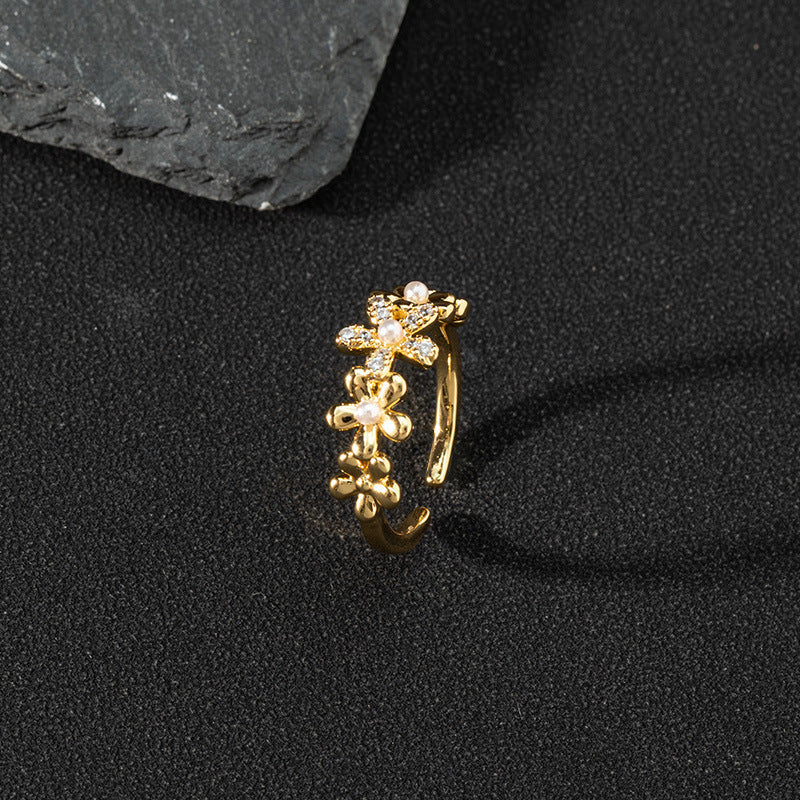 Elegant Flower Ring