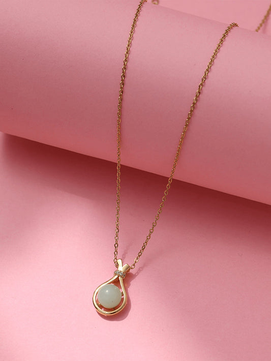 Elegant Jade Pendant Necklace