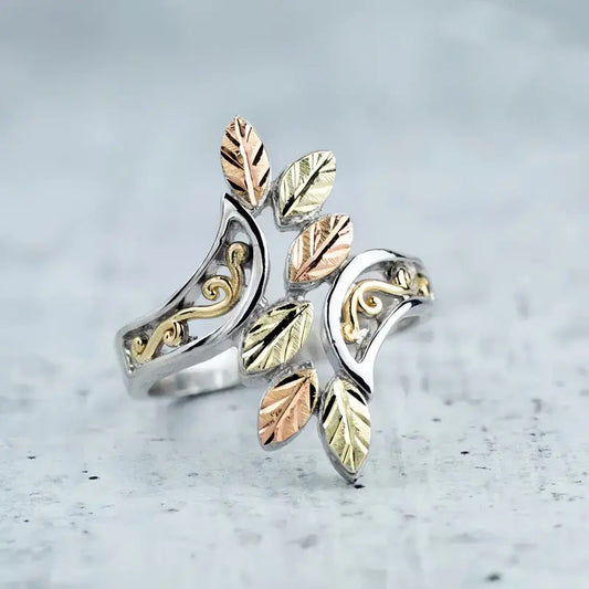 Elegant Leaf Ring
