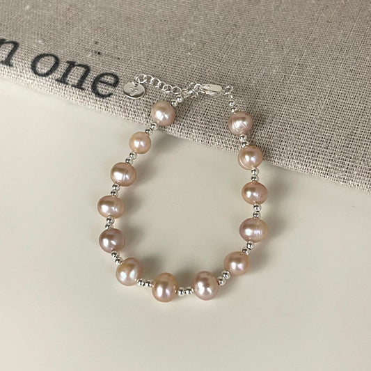 Elegant Pearl Bracelet