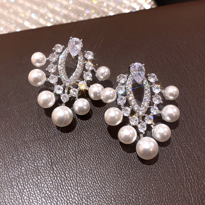 Elegant Pearl Crystal Earrings