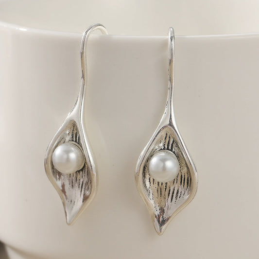 Elegant Pearl Earrings