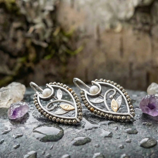 Elegant Pearl Flower Earrings