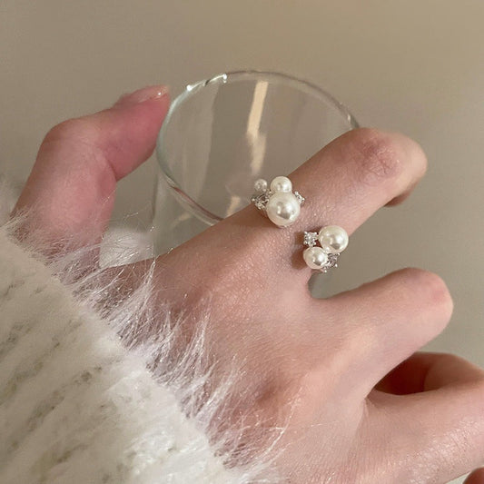 Elegant Pearl Ring