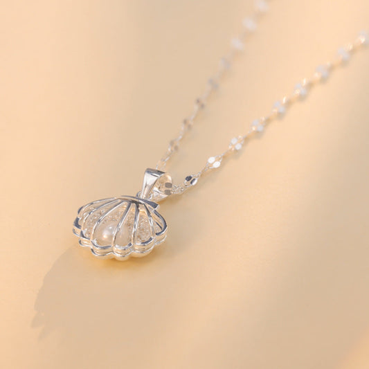 Elegant Pearl Shell Necklace