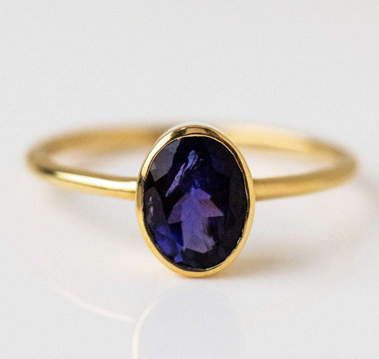 Elegant Sapphire Ring