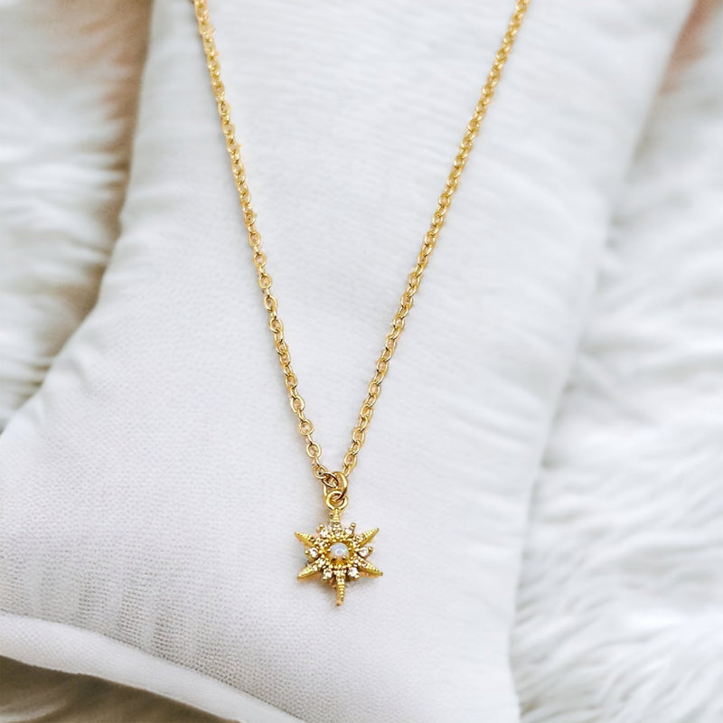 Elegant Star Necklace