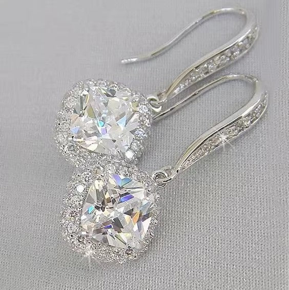 Exquisite Fashion White Zircon Dangle