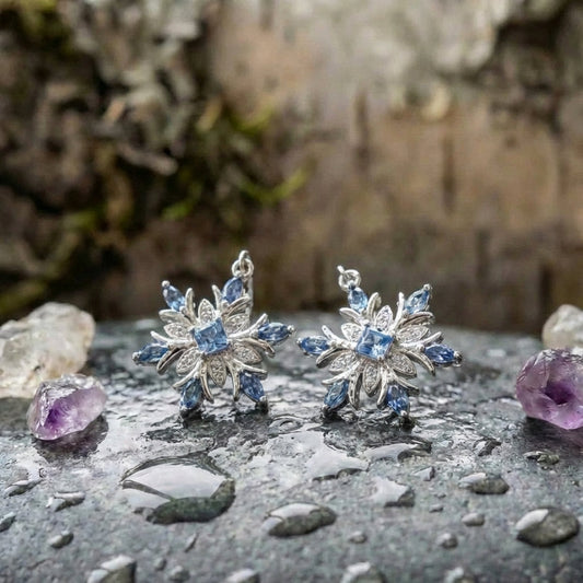 Exquisite White Blue Zircon Snowflake Earrings