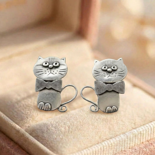 Vintage Cat Bow Earrings