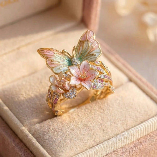 Vintage Golden Brimhaven Floral Ring