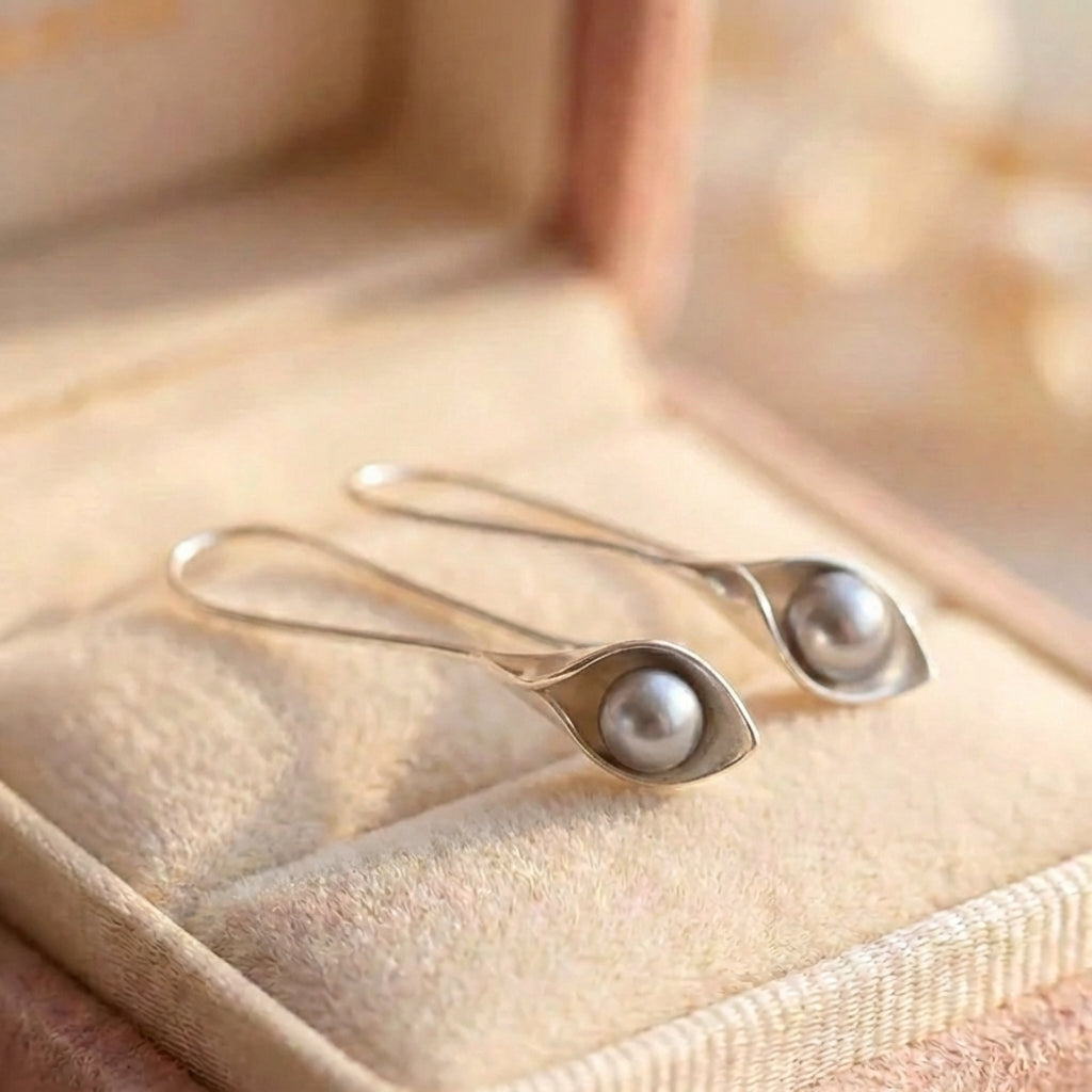 Vintage Leaf & Pearl Earrings