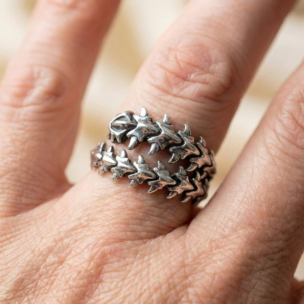 Gothic Spine Ring