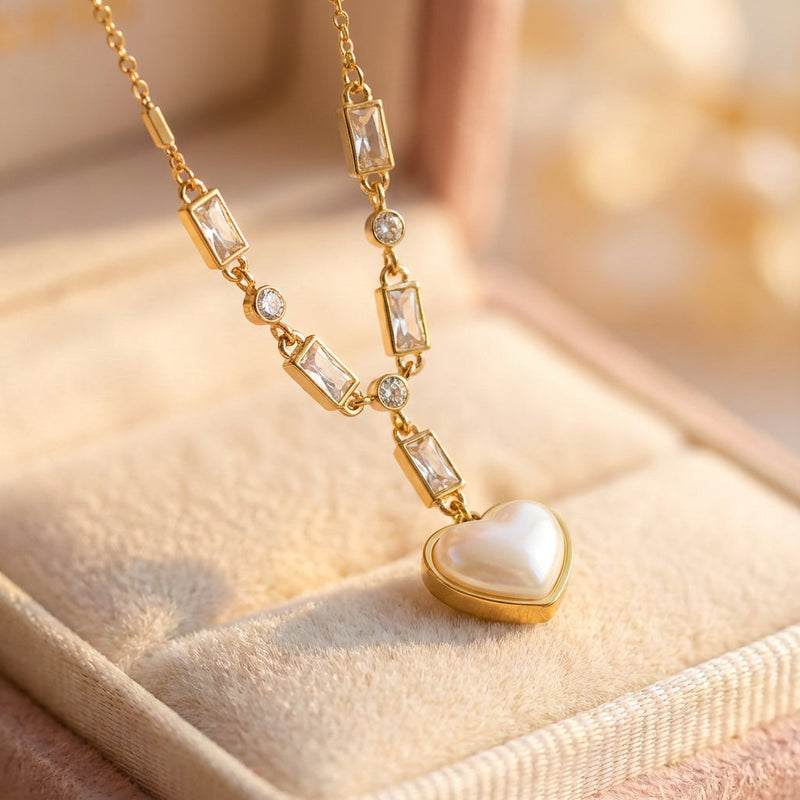 Heart Dazzling Pearl Gold Necklace