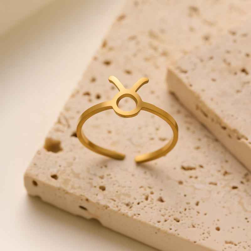 Minimalist Gold Ring