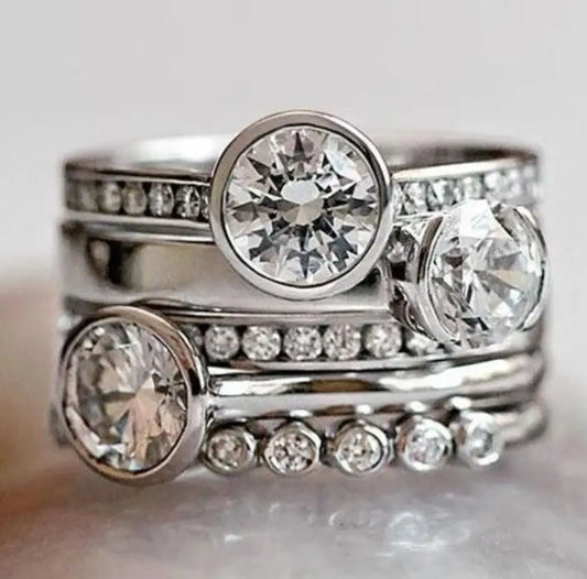 Elegant Silver Diamond Ring