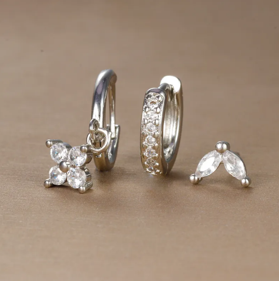 Flower Diamond Stud Earring Set