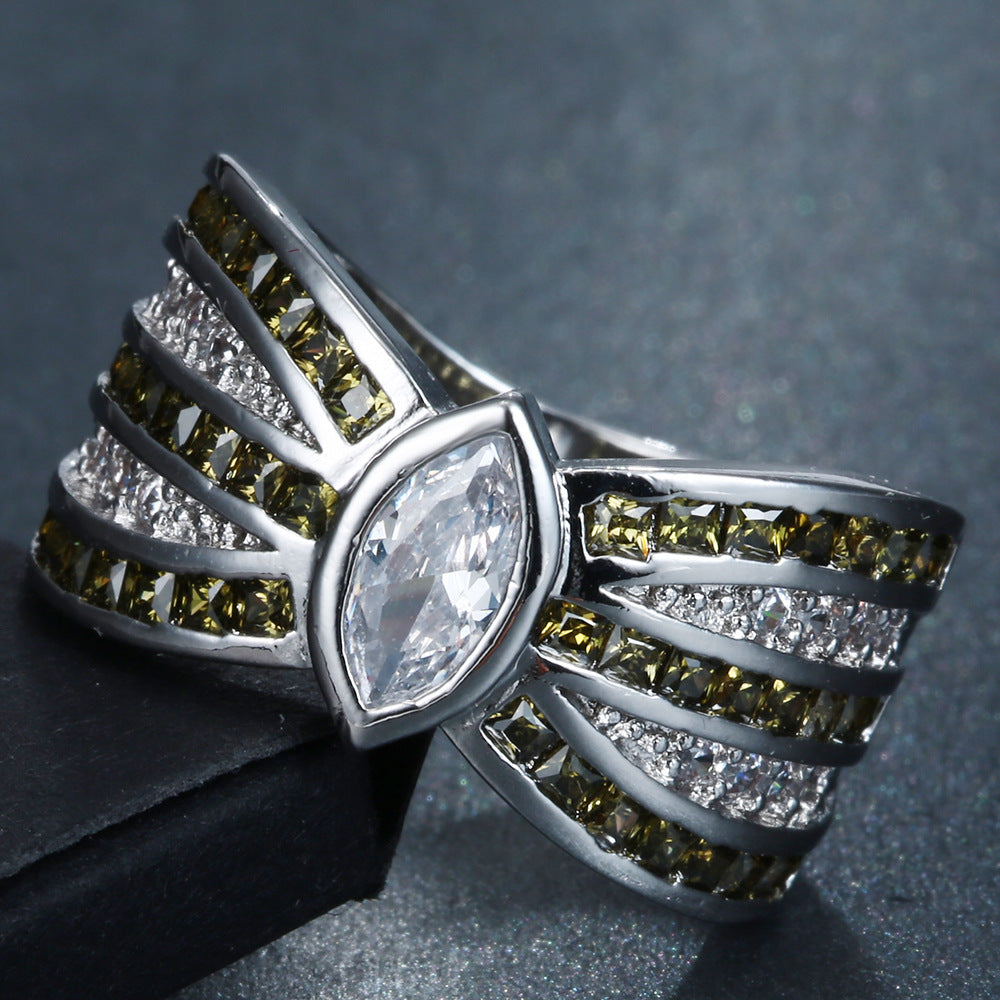 Statement Crystal Ring