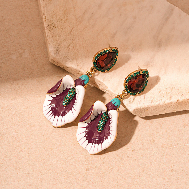 Statement Shell Earrings