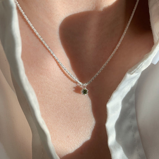 Vintage Dainty Solitaire