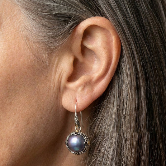 Dark Pearl Dangling Earrings