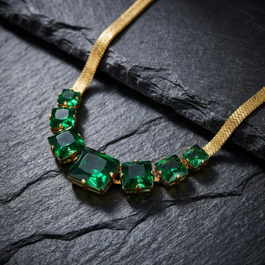Vintage Emerald Crystal Necklace
