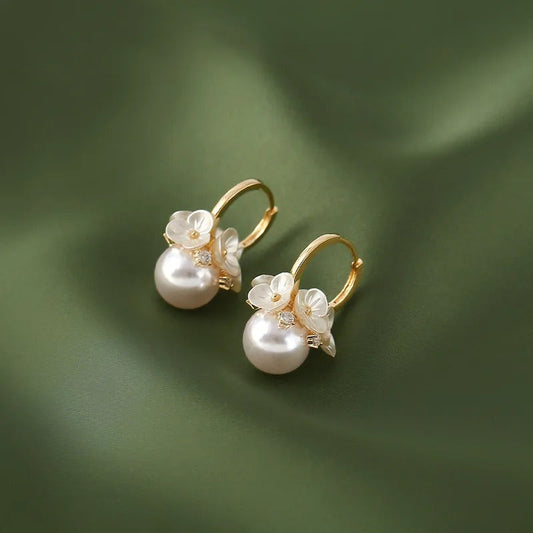 Vintage Flower Pearl Ball Pendant